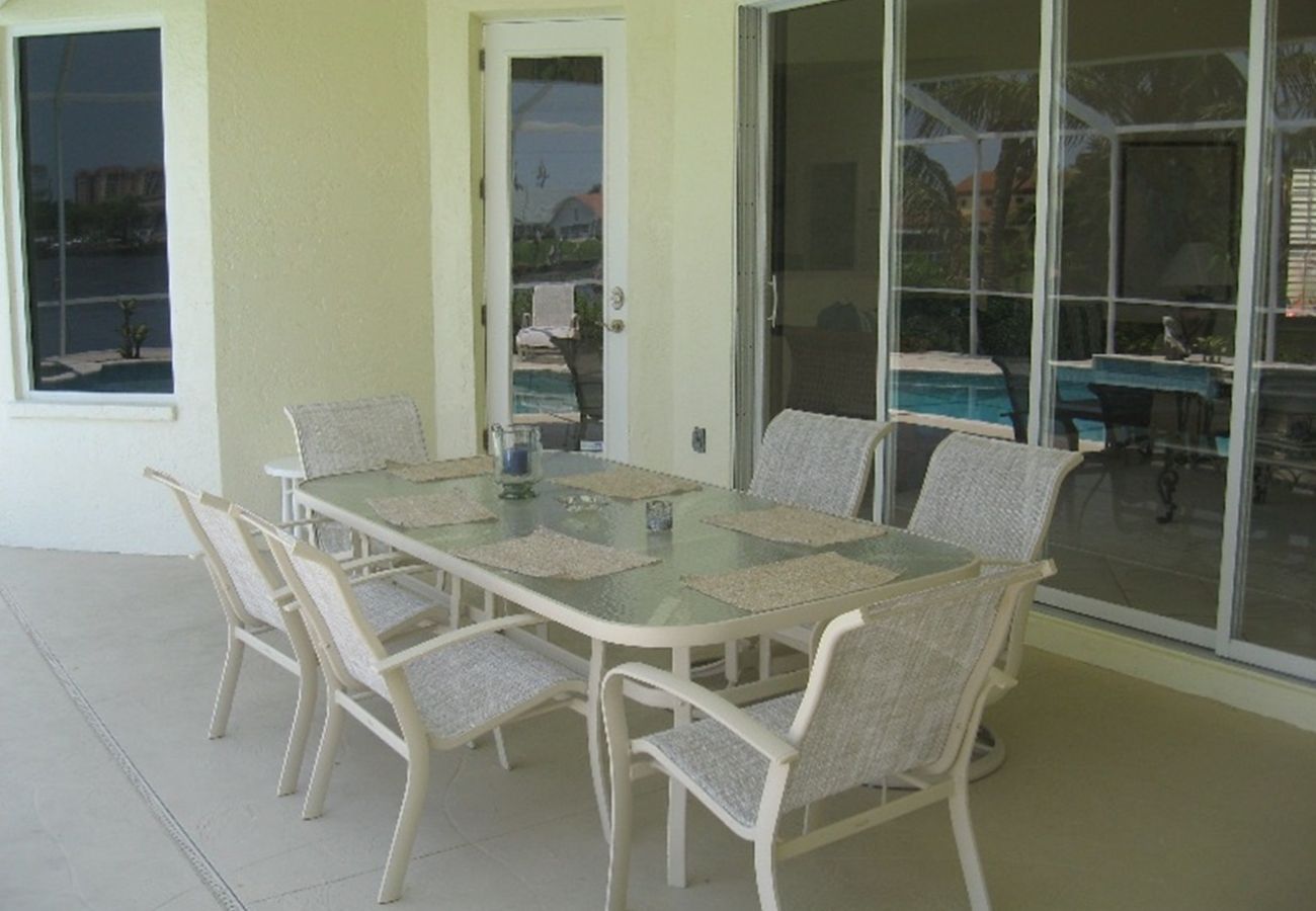 Haus in Cape Coral - 123Cape - Villa Dearing