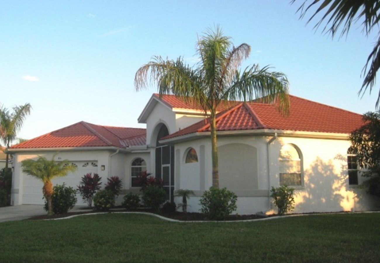 House in Cape Coral - 123Cape - Villa Paloma
